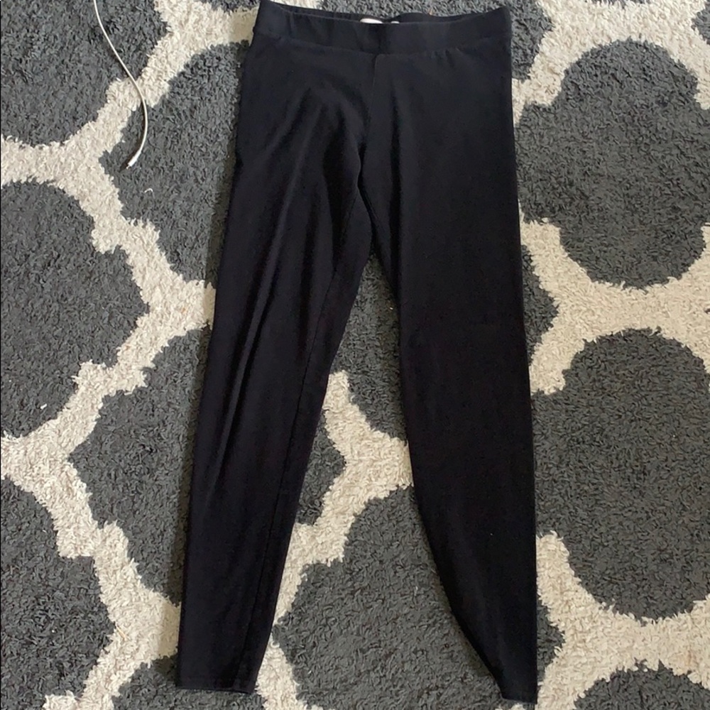 black leggings